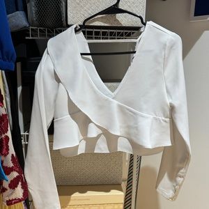 ZARA long-sleeved, ruffled white cropped blouse